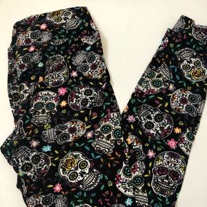 Floral Skulls Plus Size Peachskin Leggings